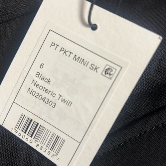 NWT Theory Black Pocket Mini Skirt Size 6 - Picture 4 of 9